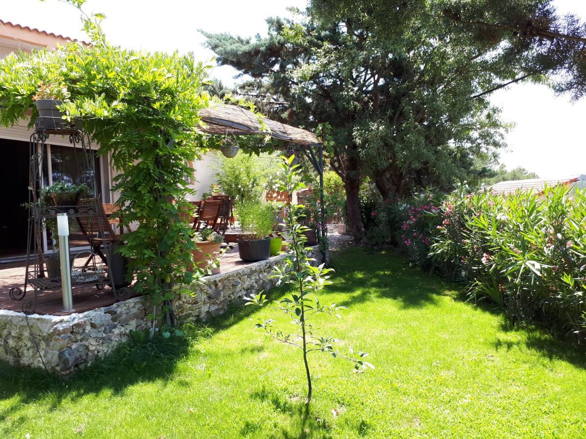 Bed and Breakfast Chez Patricia & Denis Flassans-sur-Issole Exterior foto